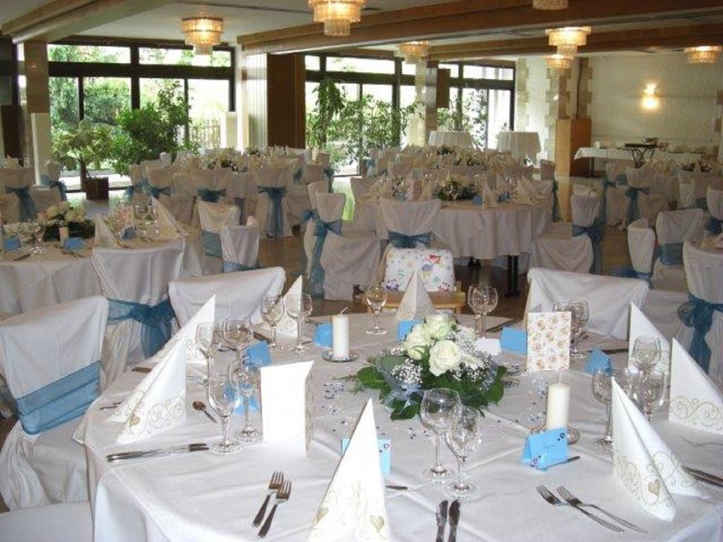 Eichenhof Hotel Gbr ไอสลิงเงิน ภายนอก รูปภาพ